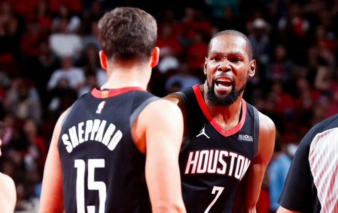 中场采用 中场采用