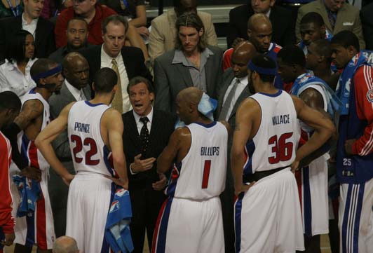 边路横向循 边路横向循