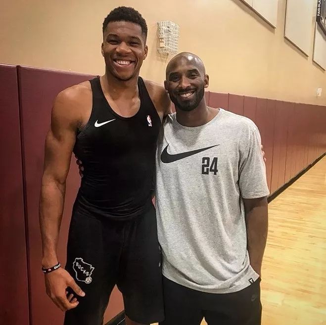 仍在掀浪 仍在掀浪